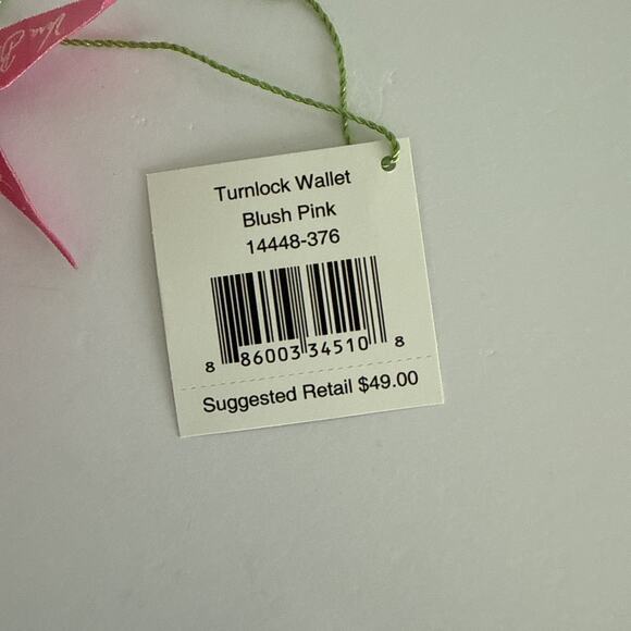 Vera Bradley turnlock wallet in Blush Pink NWT Retail $50.00 - Picture 5 of 5